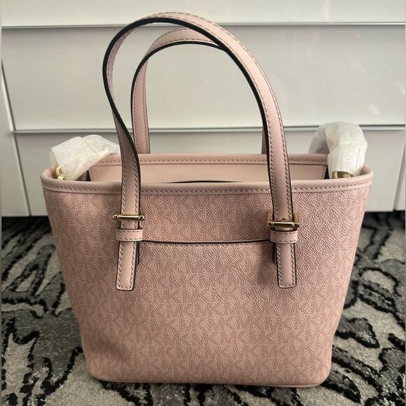 NWOT Michael Kors Jet Set travel Tote with Signature Monogram - Picture 3 of 5